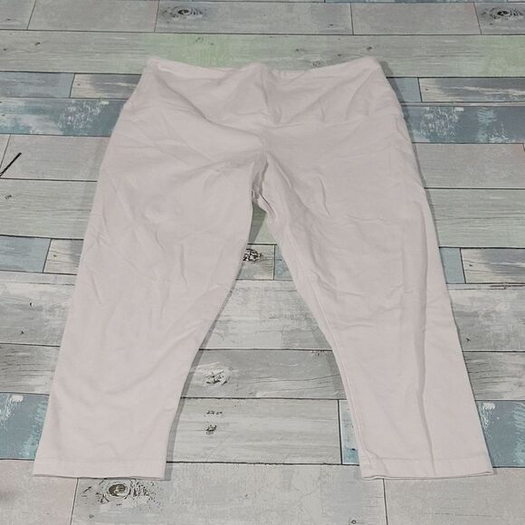 Lysse White Workout Capri Pants sz Large - Picture 1 of 4